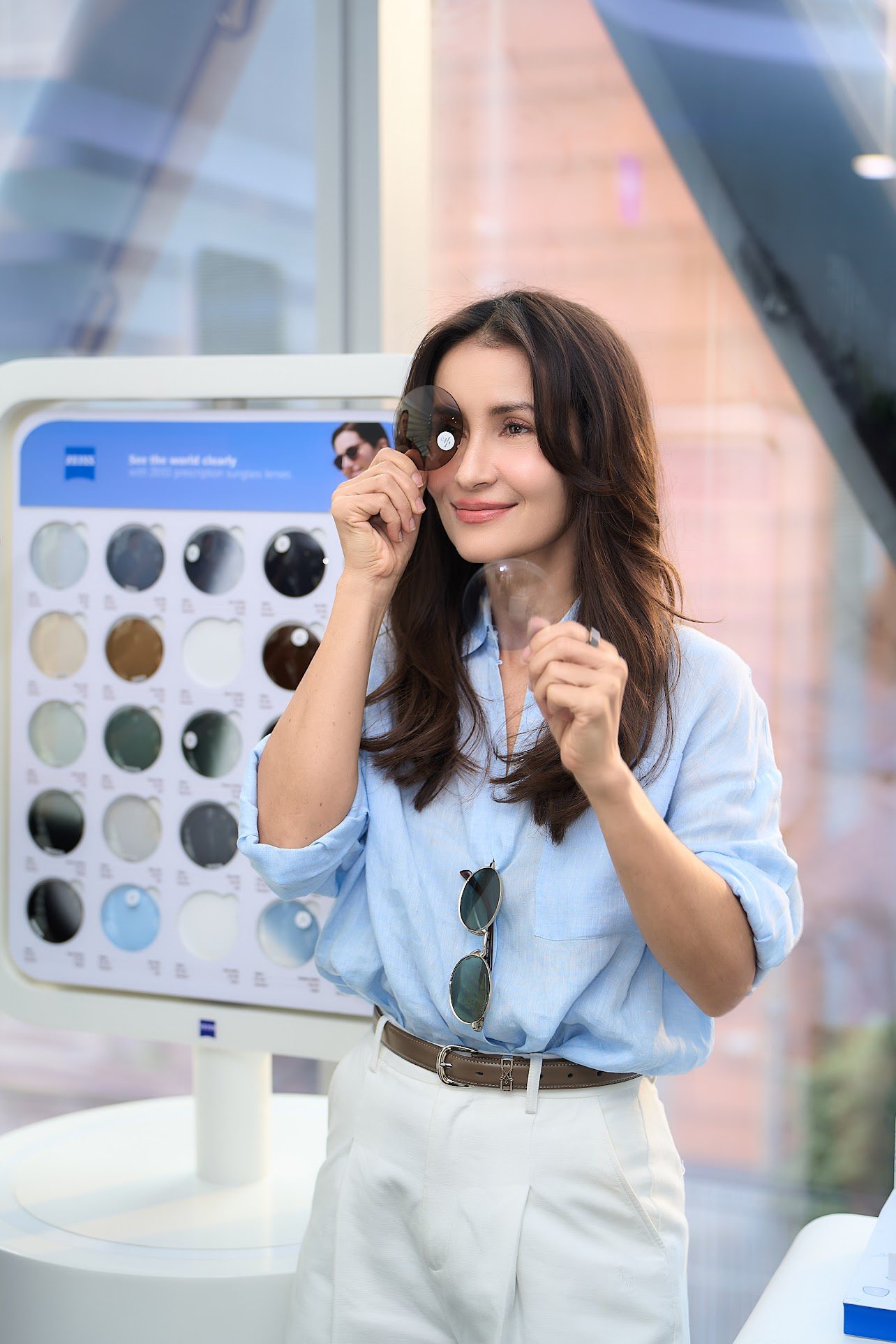 ZEISS Sun Tinted & PhotoFusion X at Supparerk Vision : Sun protection lenses for every lifestyle.