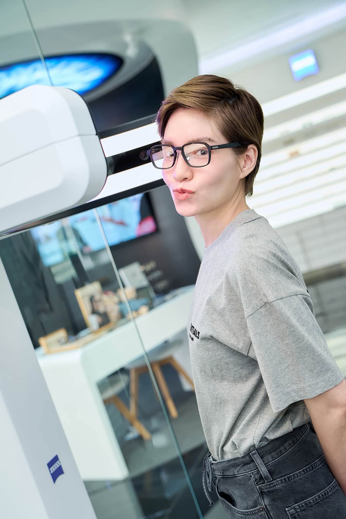 ก้าวสำคัญของการดูแลสายตา: ทำไม Supparerk Vision ถึงได้รับความไว้วางใจจากเหล่าผู้ใช้จริงอย่างต่อเนื่อง