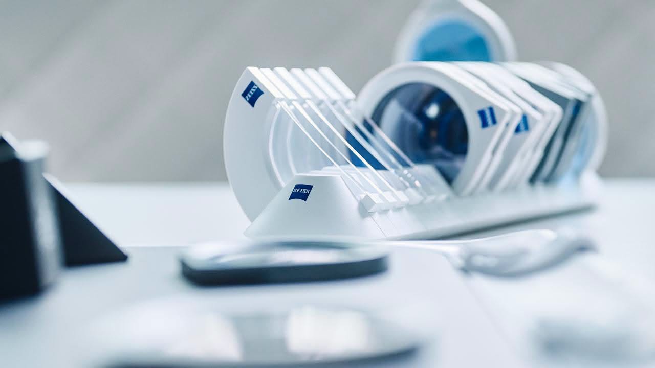 The Science of Effortless Vision: Why ZEISS Progressive Individual 3 Offers Instant Adaptation.